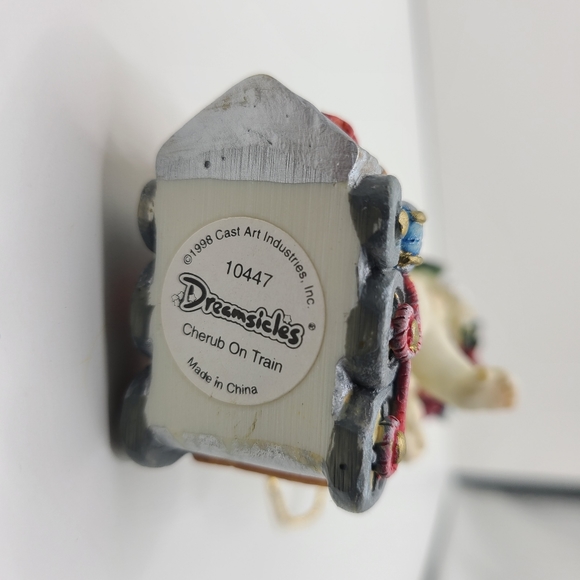 Dreamsicles 1998 Cherub Holiday Ornament set of 6 - Picture 6 of 14